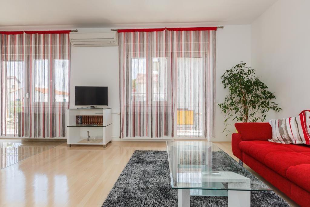 Apartman A&B Kastela Ngoại thất bức ảnh